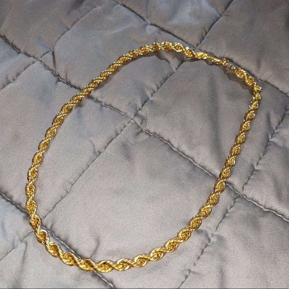 Vanessa Mooney The Savage Chain - Picture 2 of 5